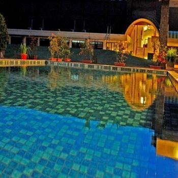 Gowongan Hotel 3*
