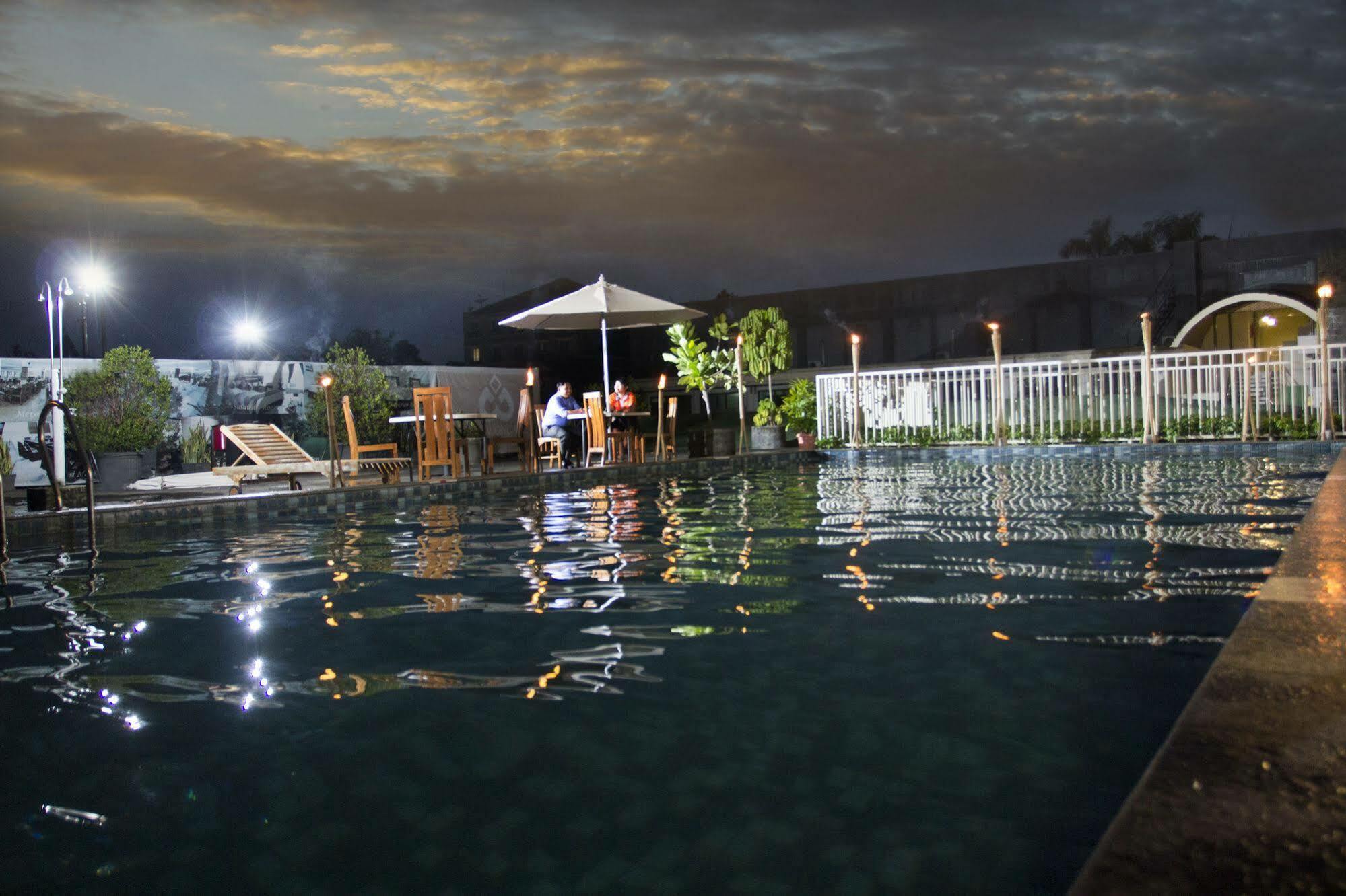 Gowongan Hotel 3*